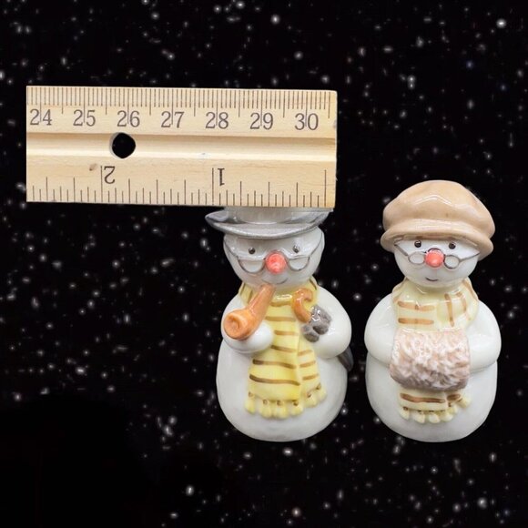 Royal Copenhagen Porcelain Grandpa & Grandma Miniature Figurines 2.5”T 1”W - Picture 8 of 8
